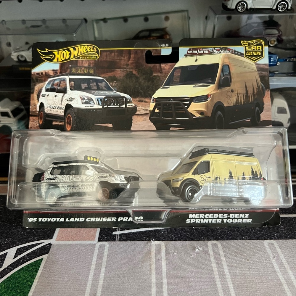 HOT WHEELS PREMIUMS 2 PACK